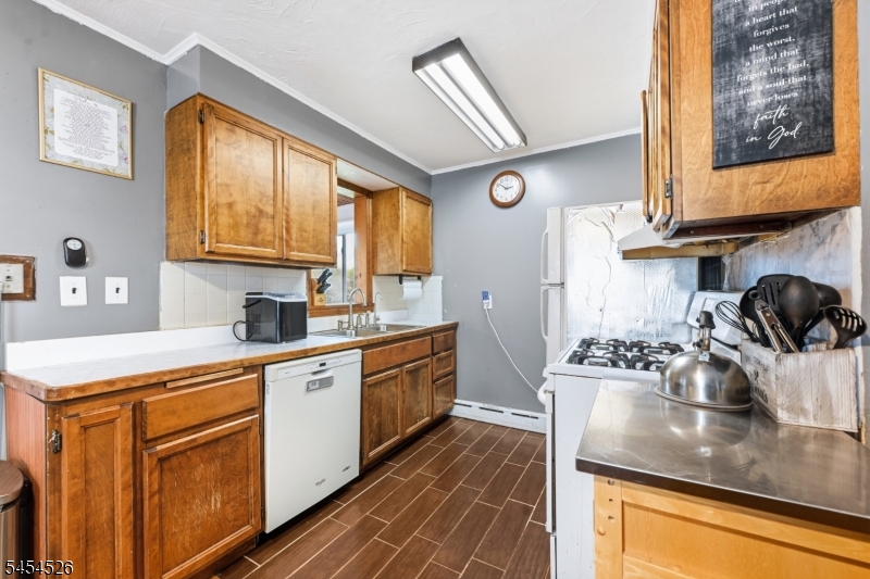 748 Ayres Avenue North Plainfield NJ 07063