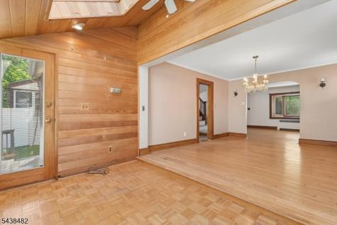 26 Ferncliff Road Bloomfield NJ 07003