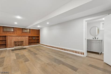 26 Ferncliff Road Bloomfield NJ 07003