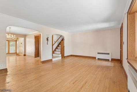 26 Ferncliff Road Bloomfield NJ 07003