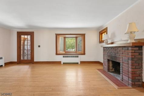 26 Ferncliff Road Bloomfield NJ 07003