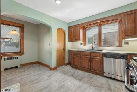 26 Ferncliff Road Bloomfield NJ 07003