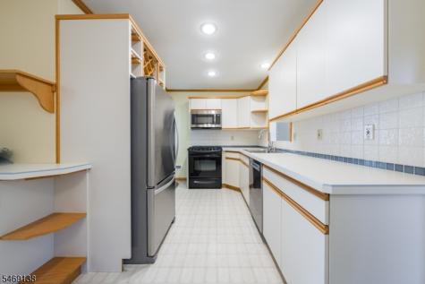 12 Eaton Court Summit NJ 07901