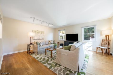 12 Eaton Court Summit NJ 07901