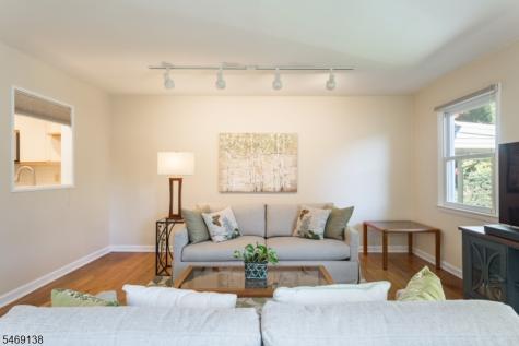 12 Eaton Court Summit NJ 07901