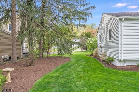 12 Eaton Court Summit NJ 07901