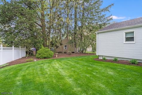 12 Eaton Court Summit NJ 07901