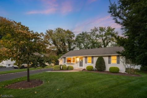 12 Eaton Court Summit NJ 07901