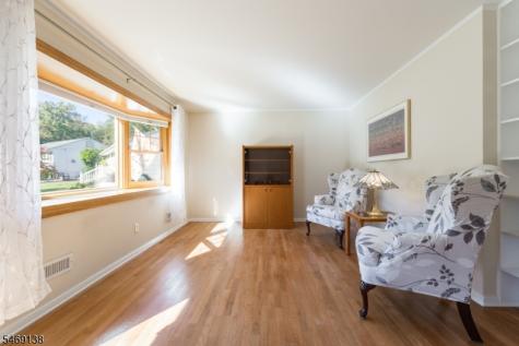 12 Eaton Court Summit NJ 07901