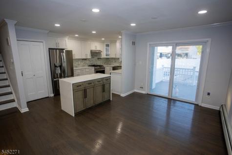 18 Robinhood Drive Sayreville NJ 08859