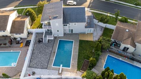 18 Robinhood Drive Sayreville NJ 08859