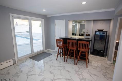 18 Robinhood Drive Sayreville NJ 08859