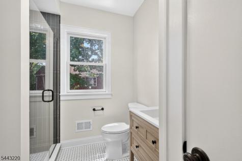 609 Harrison Avenue Roselle NJ 07203