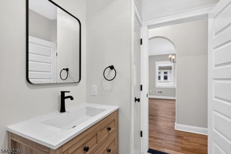 609 Harrison Avenue Roselle NJ 07203