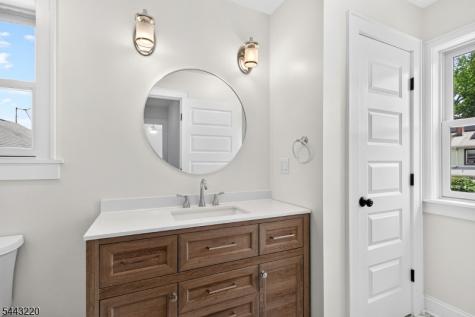 609 Harrison Avenue Roselle NJ 07203