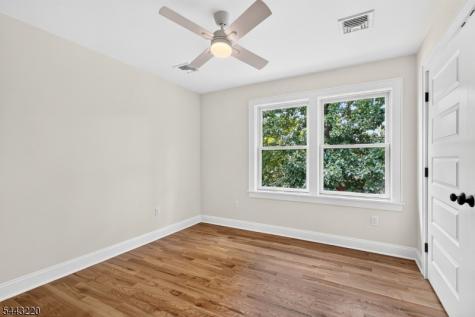 609 Harrison Avenue Roselle NJ 07203