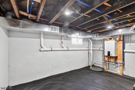 609 Harrison Avenue Roselle NJ 07203
