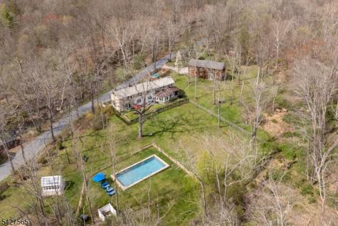 91 Red Mill Road Lebanon NJ 08826