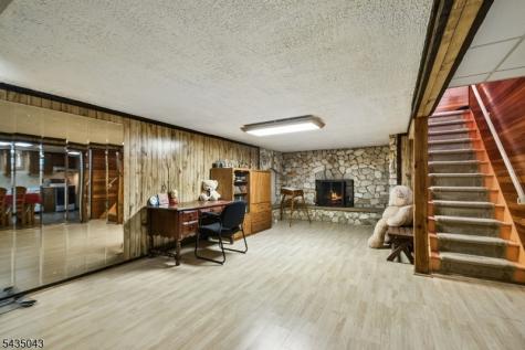14 Hilldale Road Montville NJ 07058