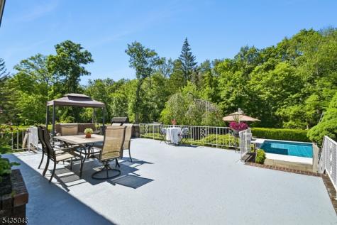 14 Hilldale Road Montville NJ 07058