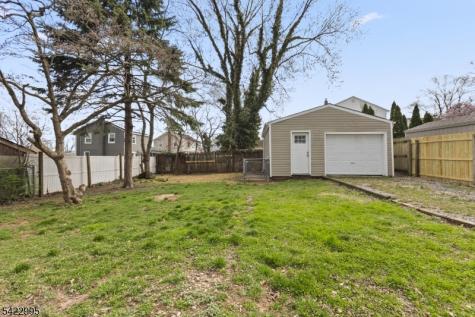 47 Homestead Avenue Woodbridge NJ 07001