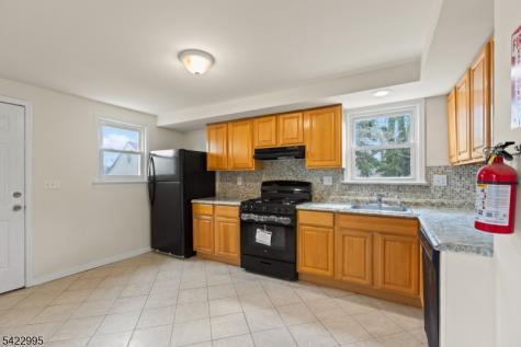 47 Homestead Avenue Woodbridge NJ 07001