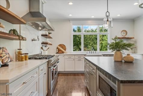 54 Oakridge Road Verona NJ 07044