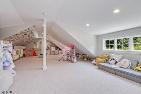 54 Oakridge Road Verona NJ 07044