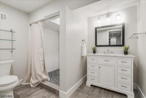 54 Oakridge Road Verona NJ 07044