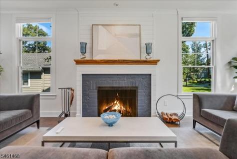 54 Oakridge Road Verona NJ 07044