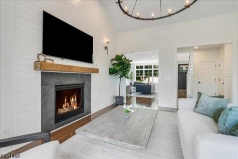 54 Oakridge Road Verona NJ 07044