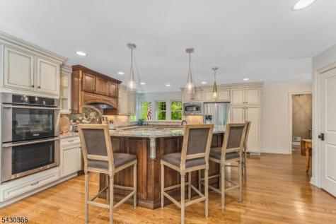 612 Woodglen Road Lebanon NJ 08826