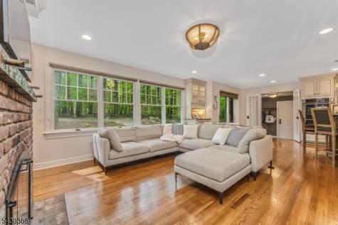 612 Woodglen Road Lebanon NJ 08826
