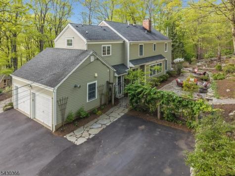 612 Woodglen Road Lebanon NJ 08826