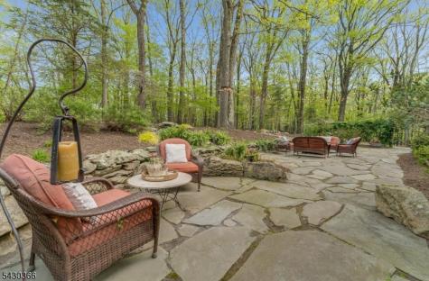 612 Woodglen Road Lebanon NJ 08826