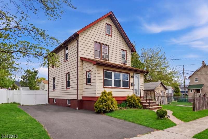 2 Lillian Terrace Woodbridge NJ 07095