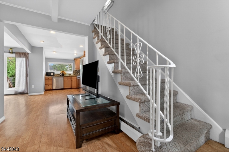 2 Lillian Terrace Woodbridge NJ 07095