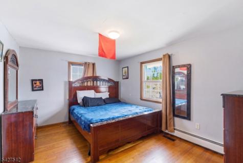 2 Oakwood Place North Brunswick NJ 08902