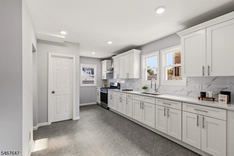 26 Crescent Avenue Newark NJ 07112