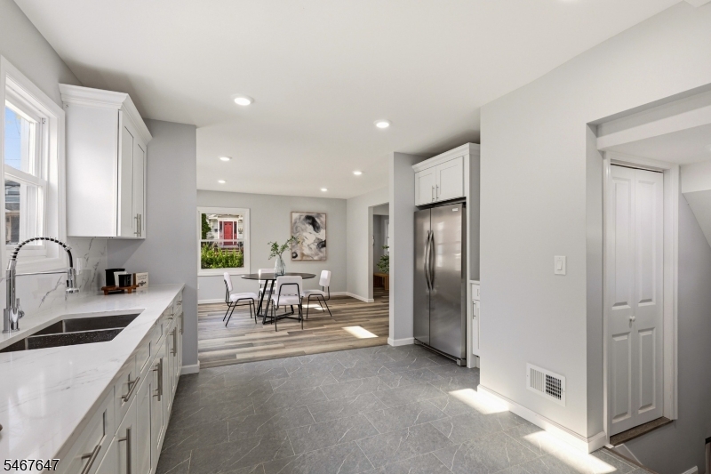 26 Crescent Avenue Newark NJ 07112