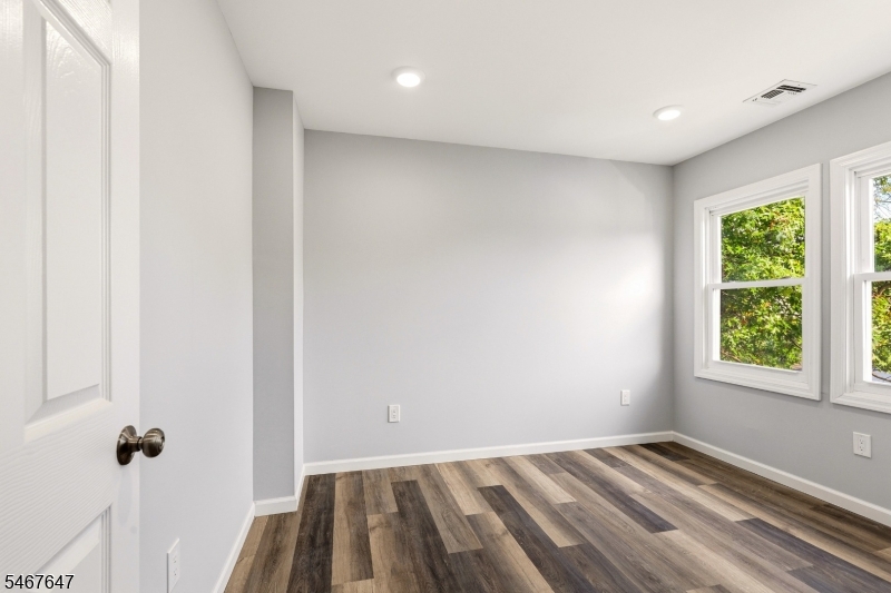 26 Crescent Avenue Newark NJ 07112