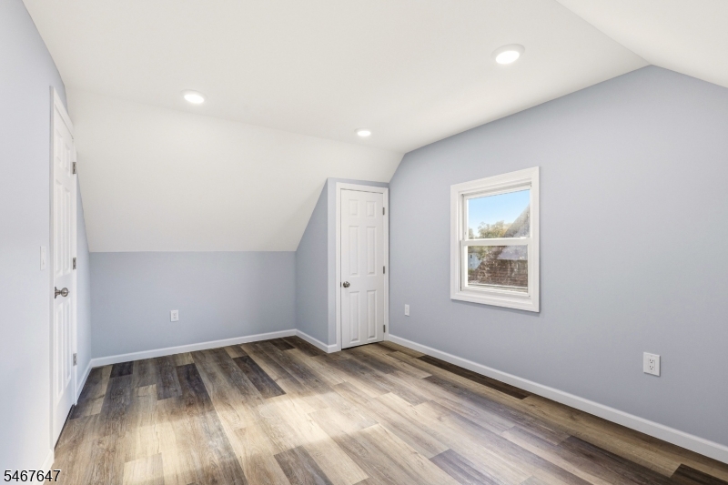 26 Crescent Avenue Newark NJ 07112