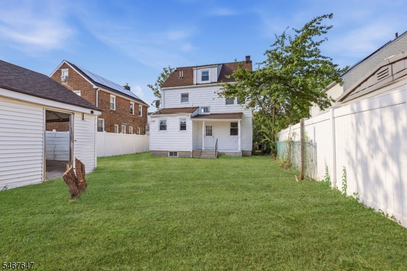 26 Crescent Avenue Newark NJ 07112
