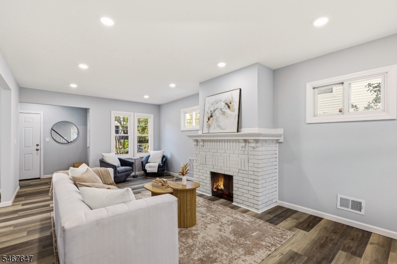 26 Crescent Avenue Newark NJ 07112