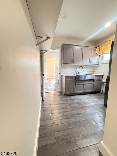 748 Livingston Road Elizabeth NJ 07208