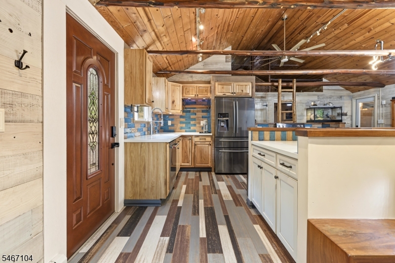 37 Maxim Drive Hopatcong NJ 07843