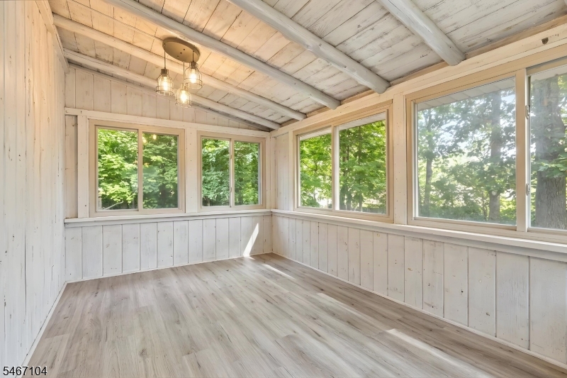 37 Maxim Drive Hopatcong NJ 07843