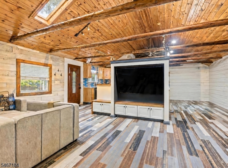 37 Maxim Drive Hopatcong NJ 07843
