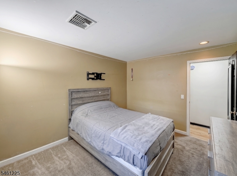 404 Lyndale Street Phillipsburg NJ 08865