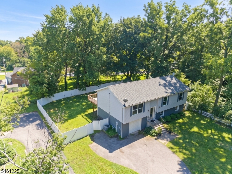 404 Lyndale Street Phillipsburg NJ 08865